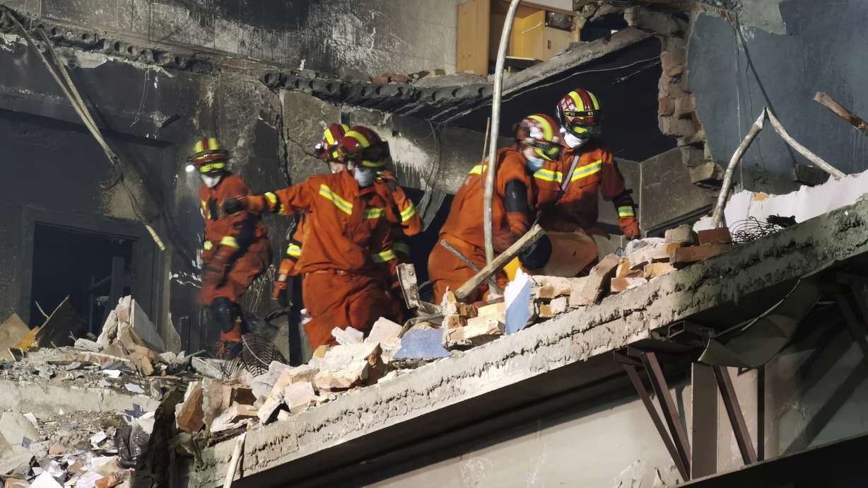 18 dead, 189 hurt as tanker truck explodes on China highway