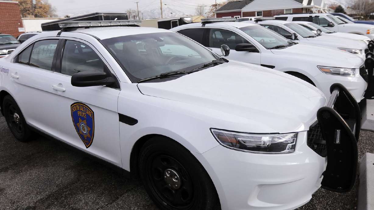 Utah lawmakers consider making intentionally coughing on officers a crime