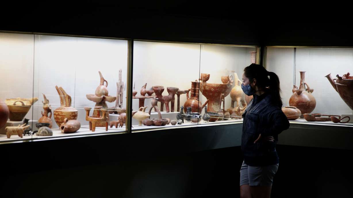 Cyprus to start random virus testing at its airports