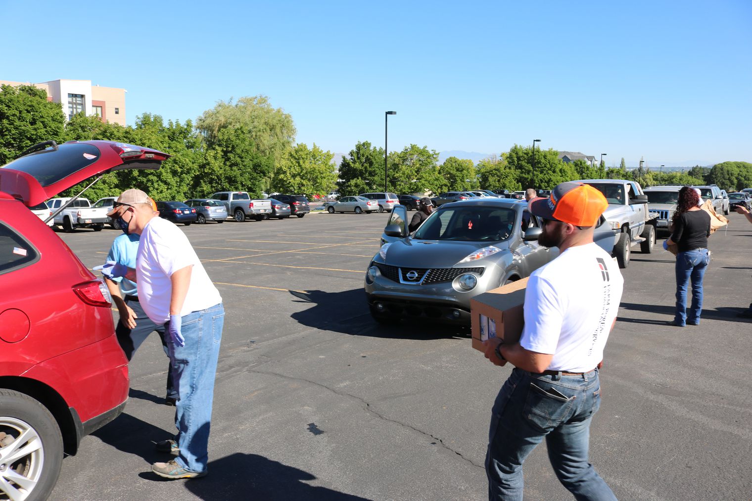 Farmers turn donations into help for those struggling with food security