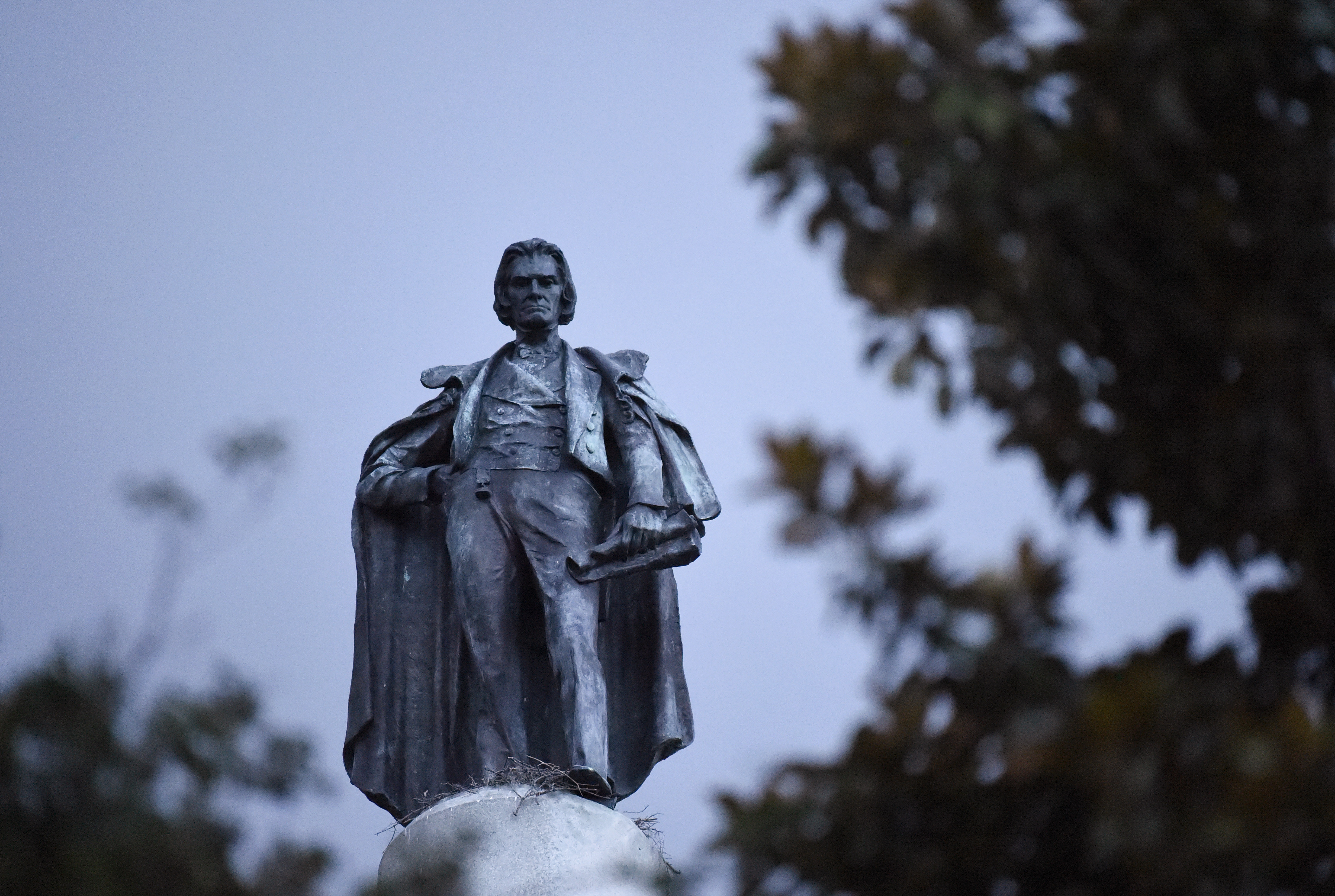 Slavery advocate's statue removed in South Carolina