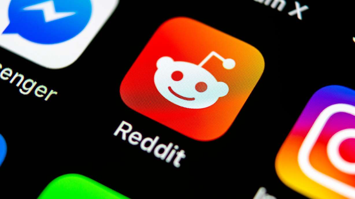 Reddit bans pro-Trump forum and other communities that promote hate