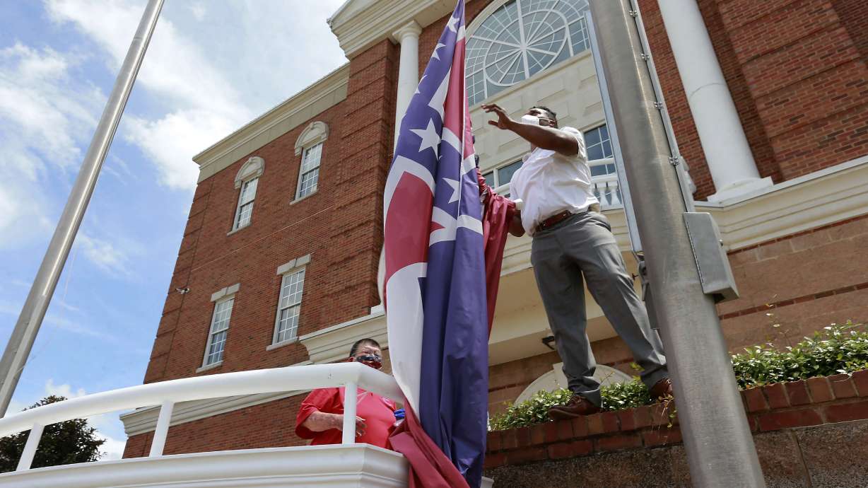 Confederate flag losing prominence 155 years after Civil War