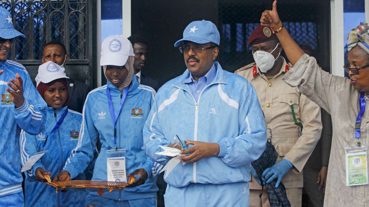 Mortar shells hit after Somalia celebrates reopened stadium