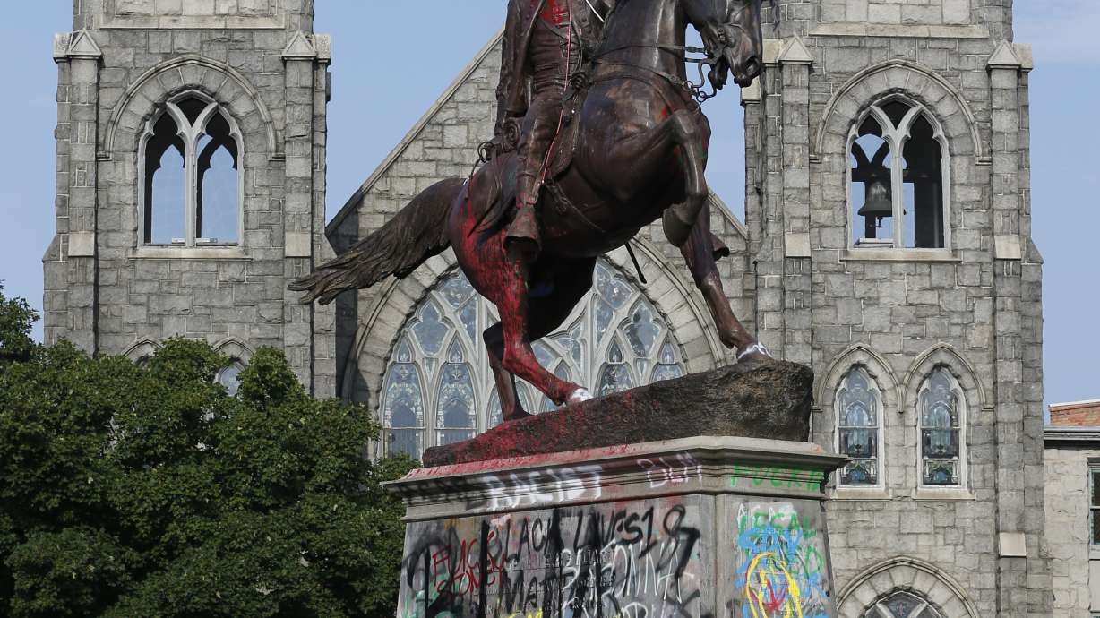 Richmond removes statue of Confederate Gen. J.E.B. Stuart