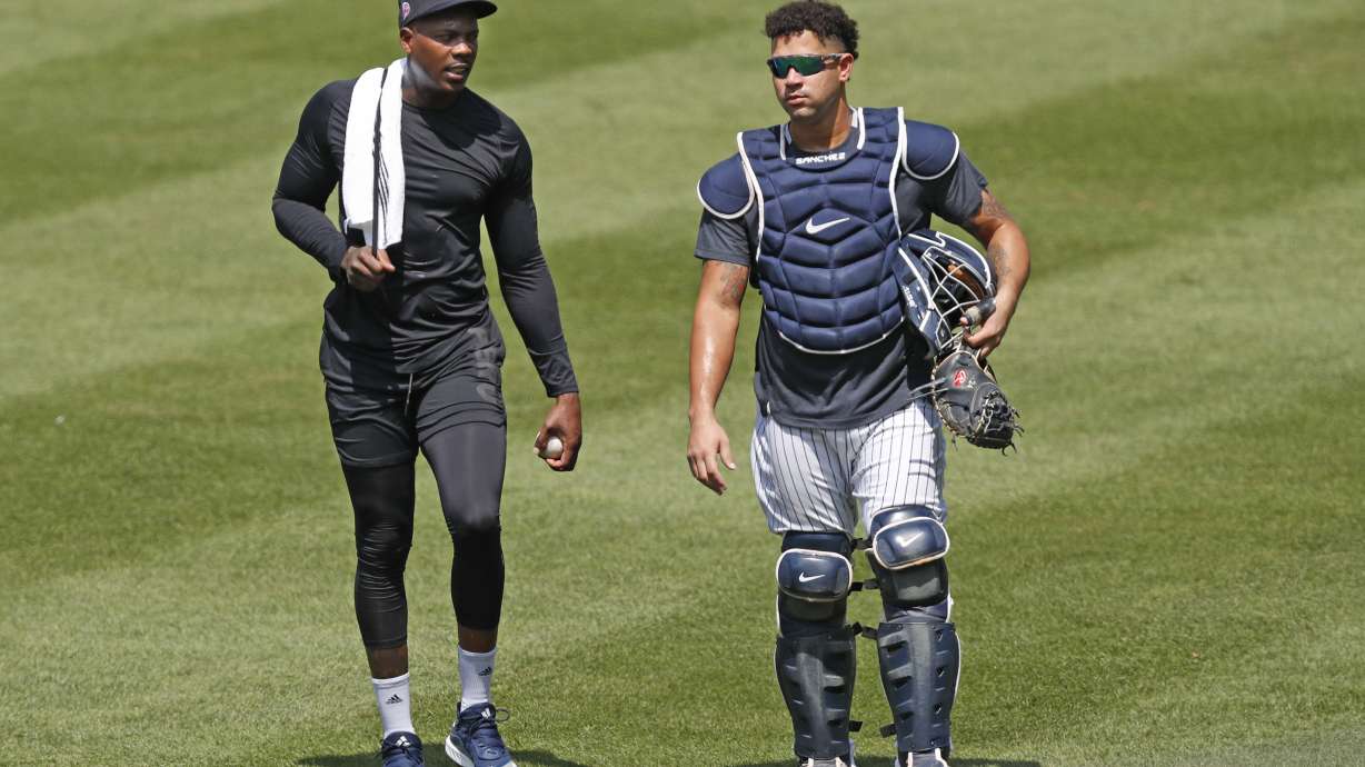 Yanks closer Chapman has coronavirus; Astros cancel workout