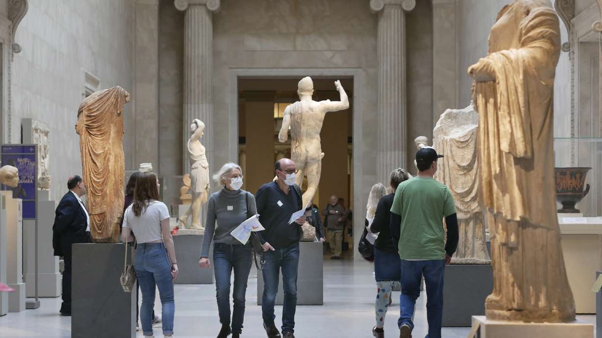 NYC cleared to reopen zoos, play ball; museums stay shut