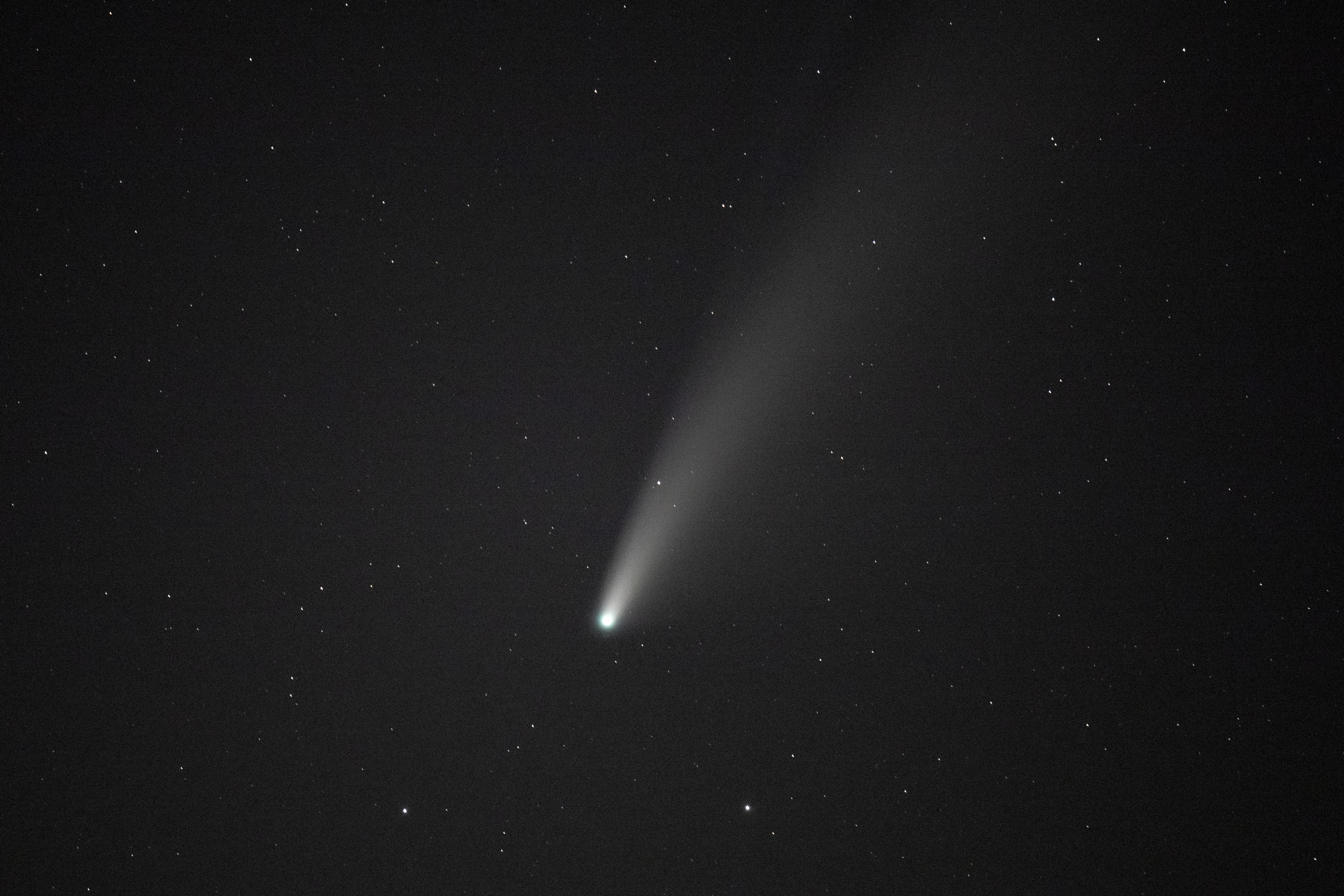 To photograph comet Neowise, it takes patience and placement