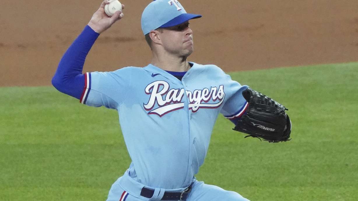 Rangers' Kluber lasts 1 inning in 1st start in 15 months