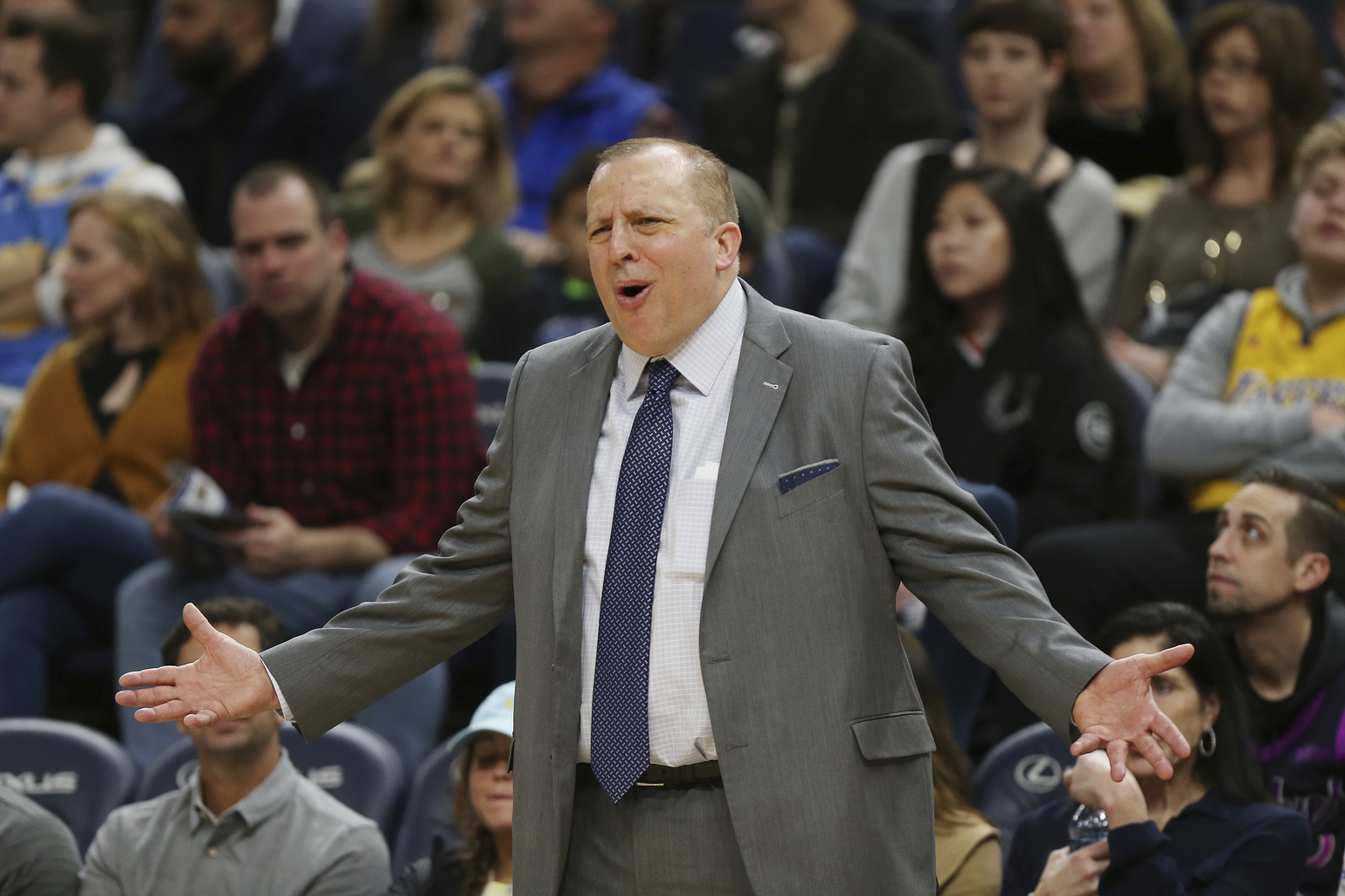 Knicks bring Tom Thibodeau back to New York as new coach