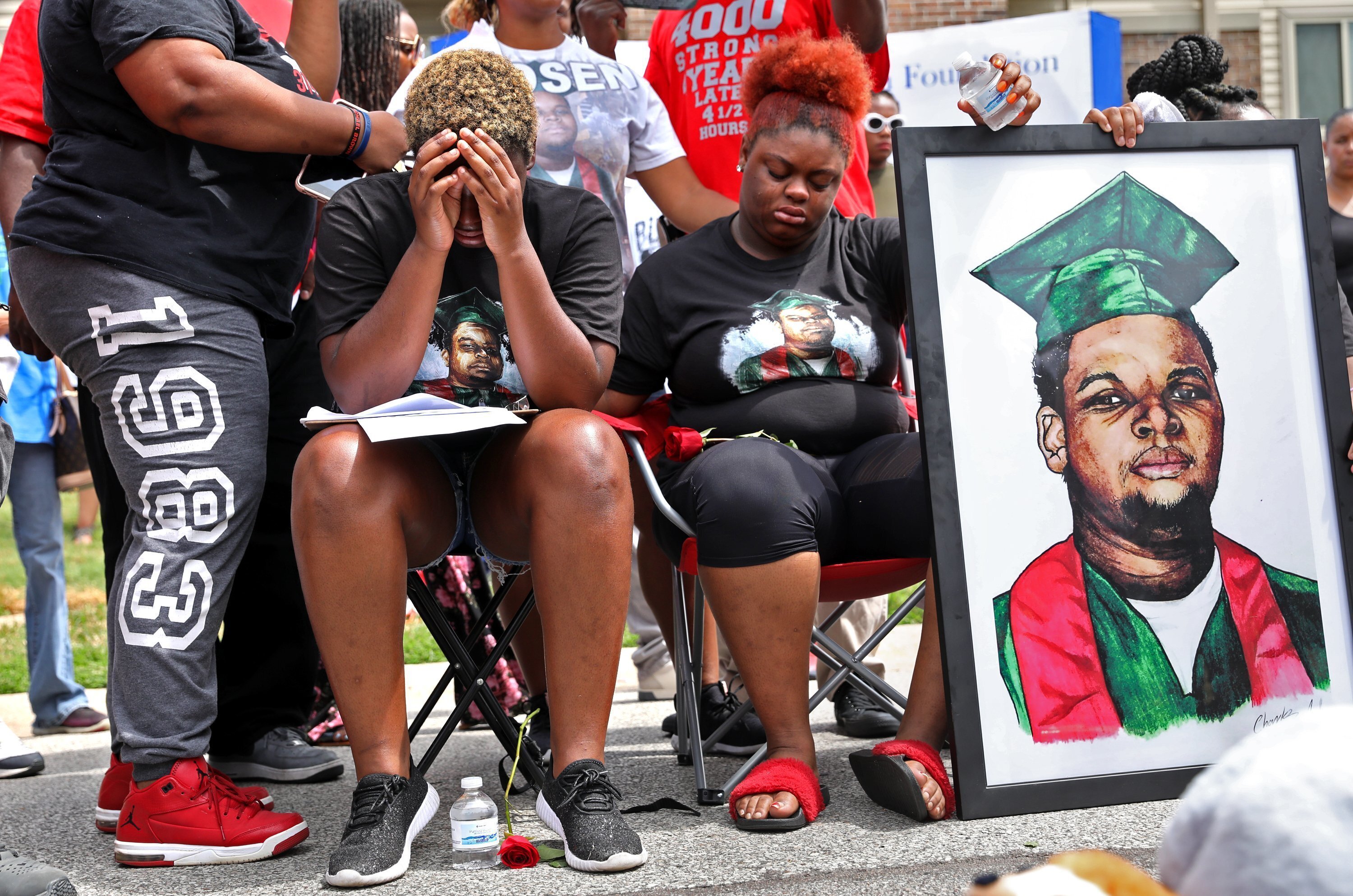 Prosecutor: No charges for officer in Michael Brown’s death