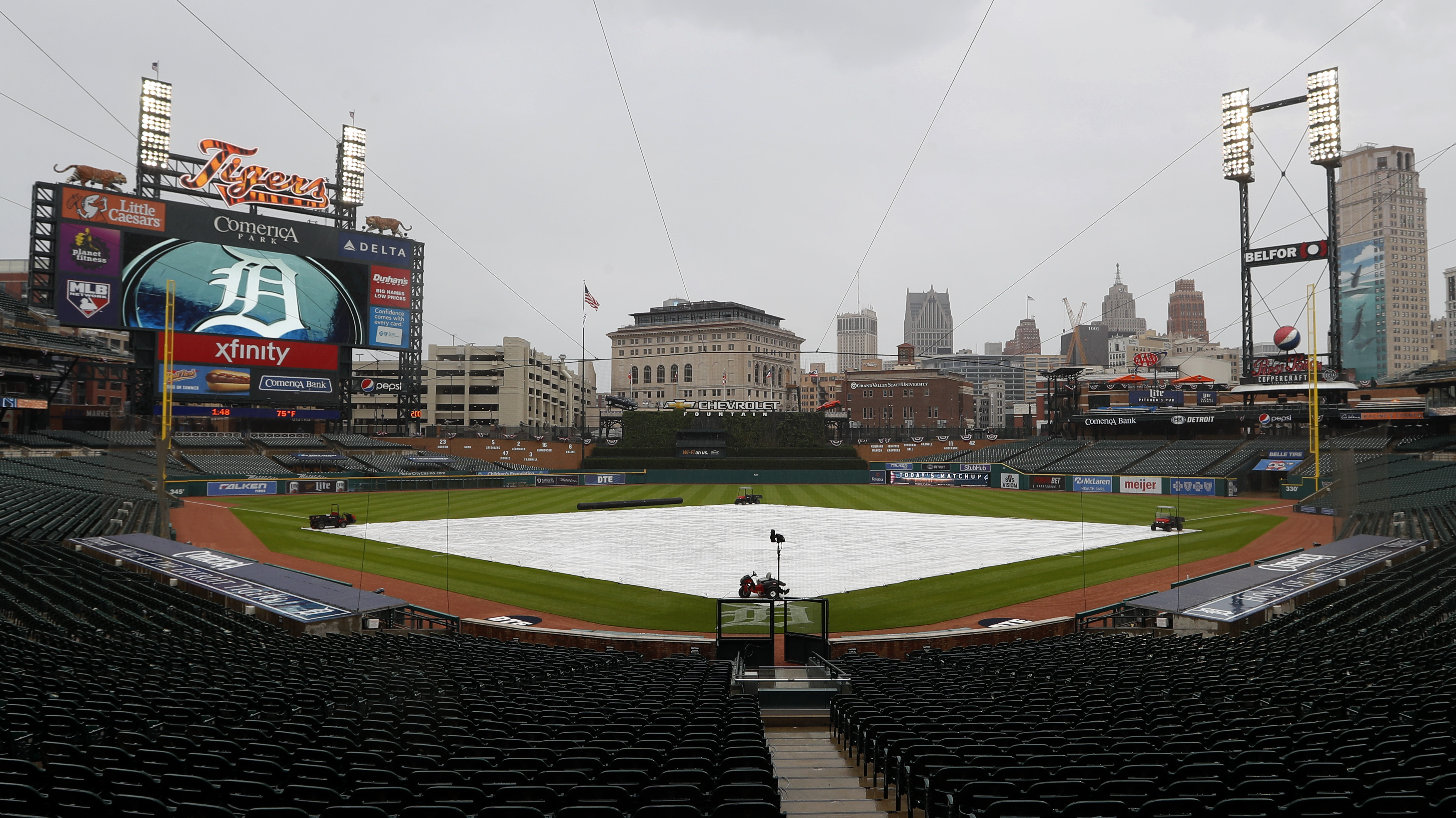 LEADING OFF: Reds-Tigers debut MLB's 7-inning doubleheaders