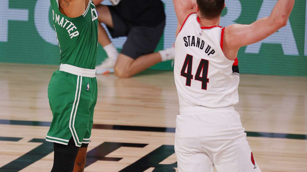 Tatum has 34 as Celtics beat Trail Blazers 128-124