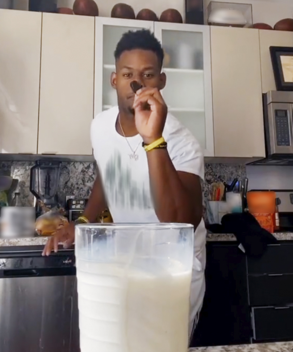 As US milk sales rise amid pandemic, "Got milk?" ads return