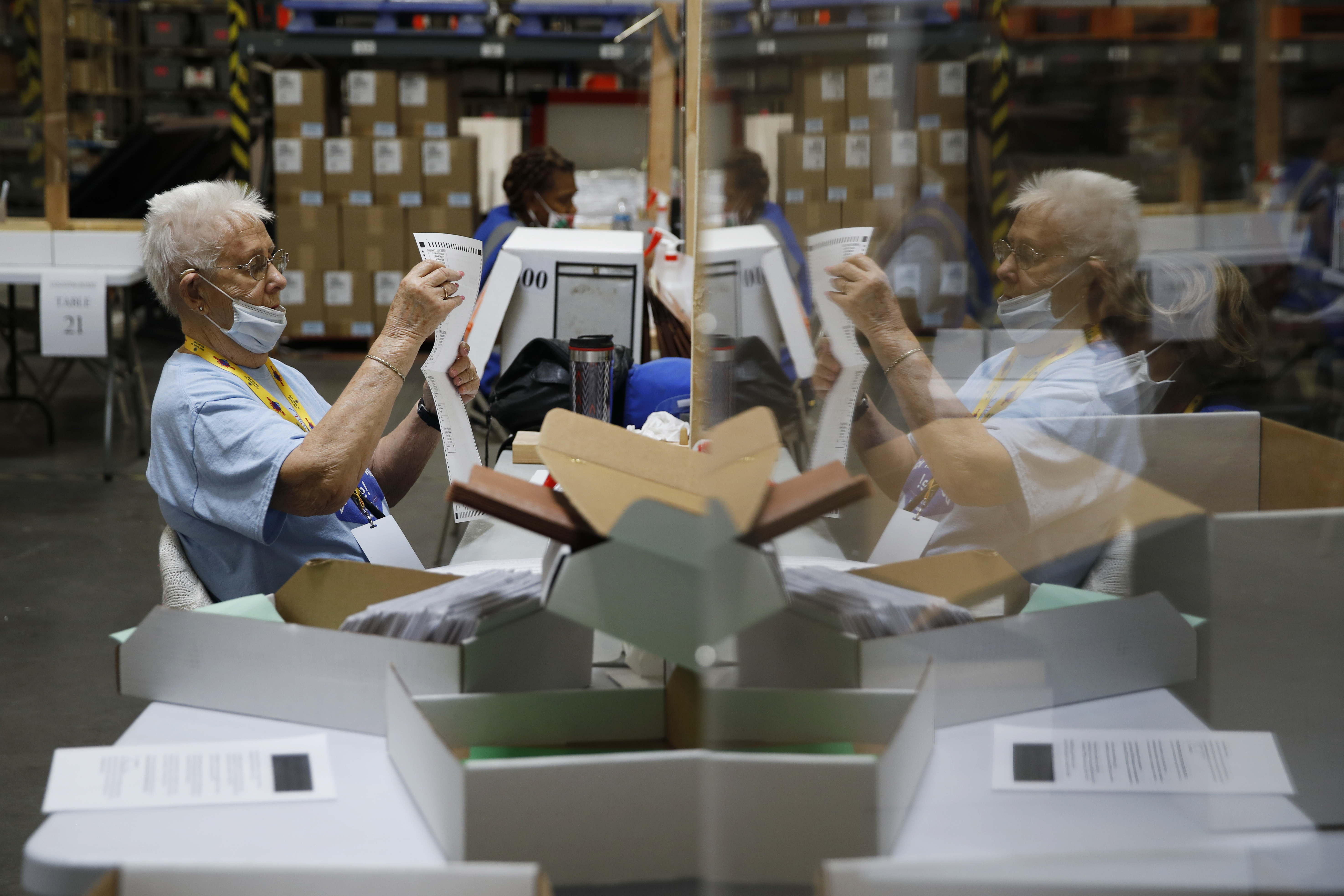 Nevada passes bill to mail all voters ballots amid pandemic