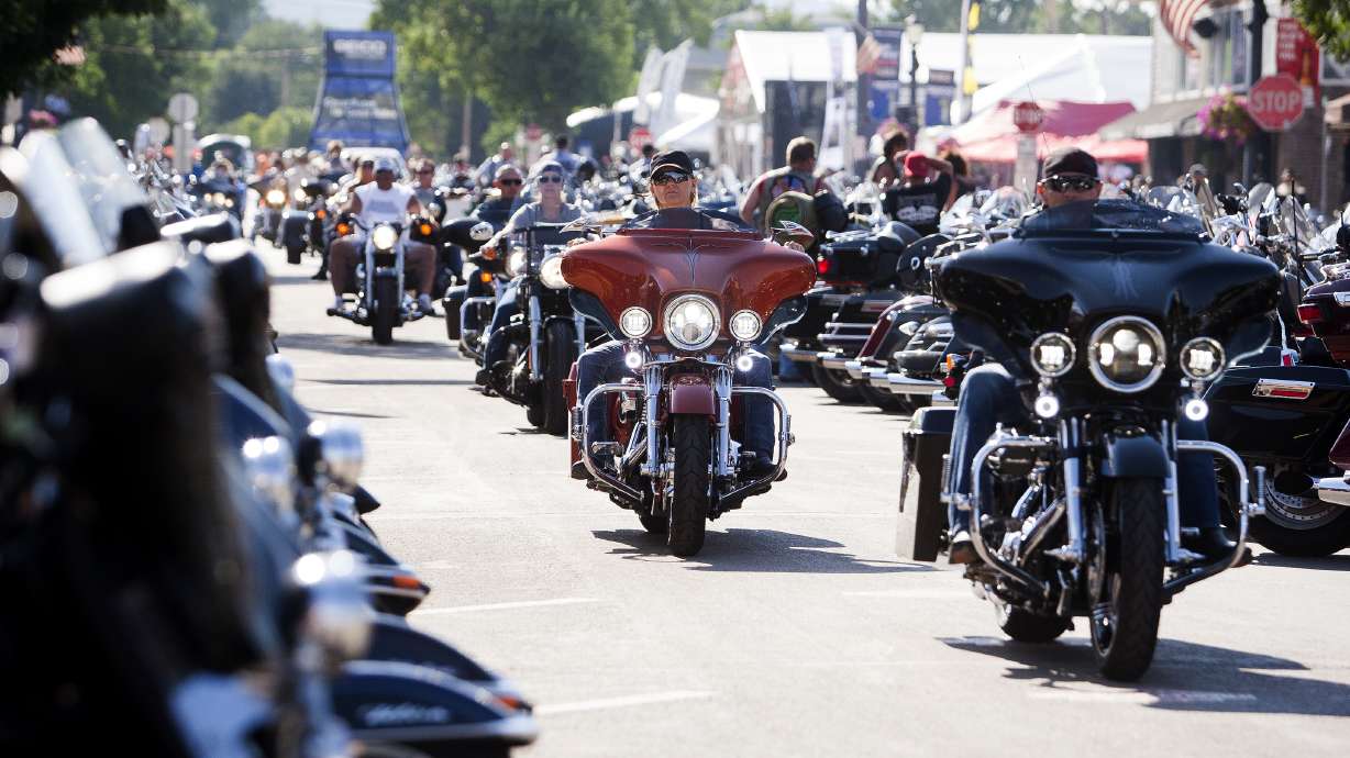 Annual Sturgis rally expecting 250K, stirring virus concerns