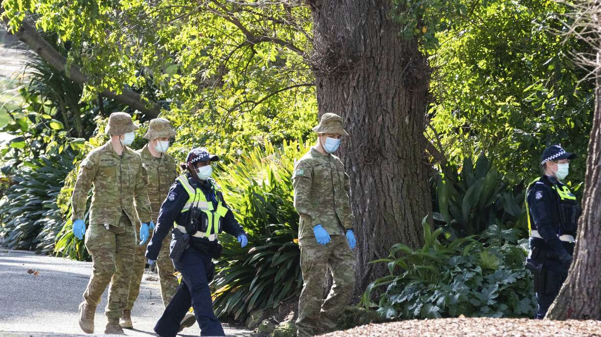 City streets drain of life in Australia's toughest lockdown