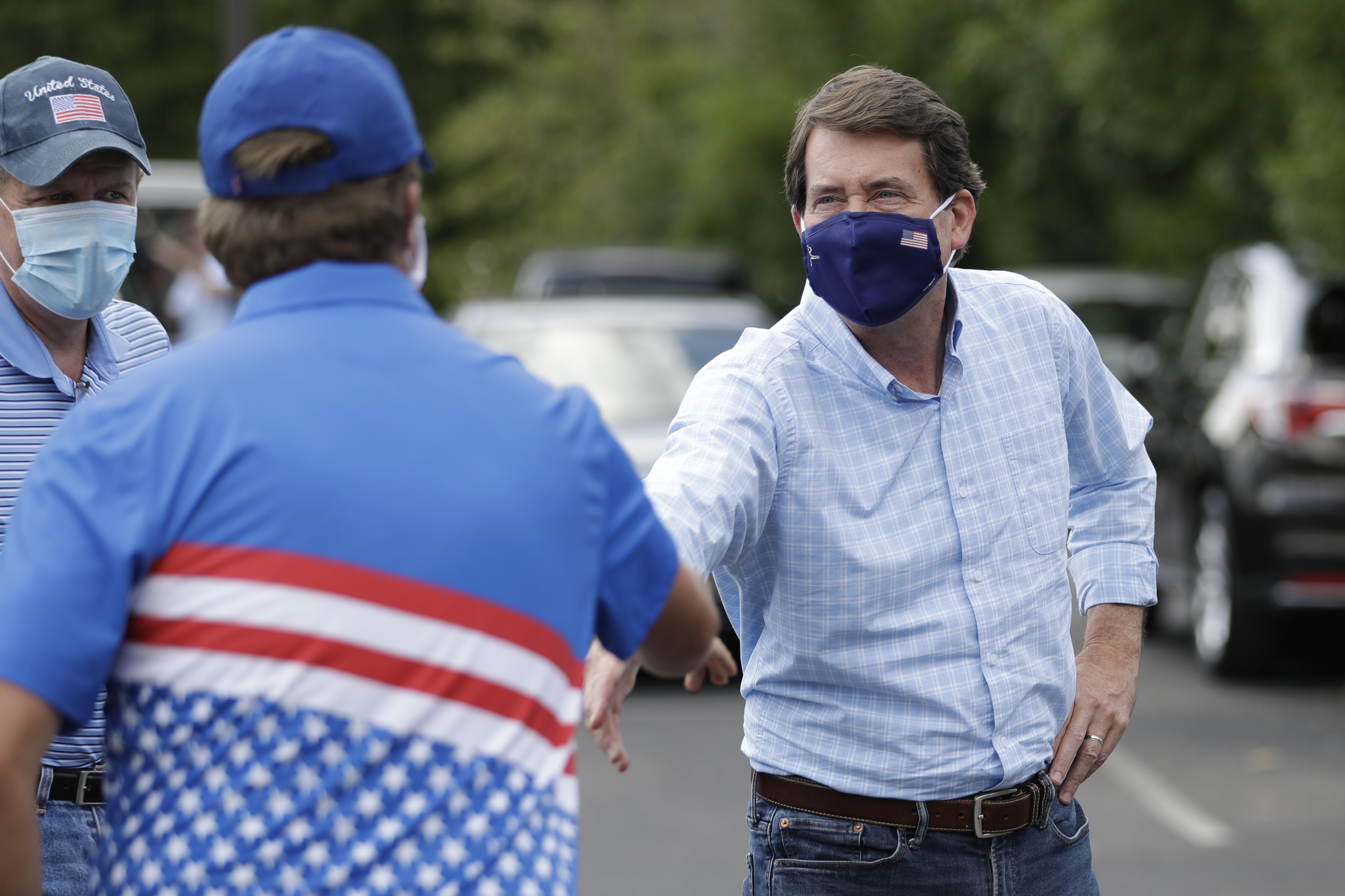 Hagerty vs. Bradshaw in race to succeed US Sen. Alexander 