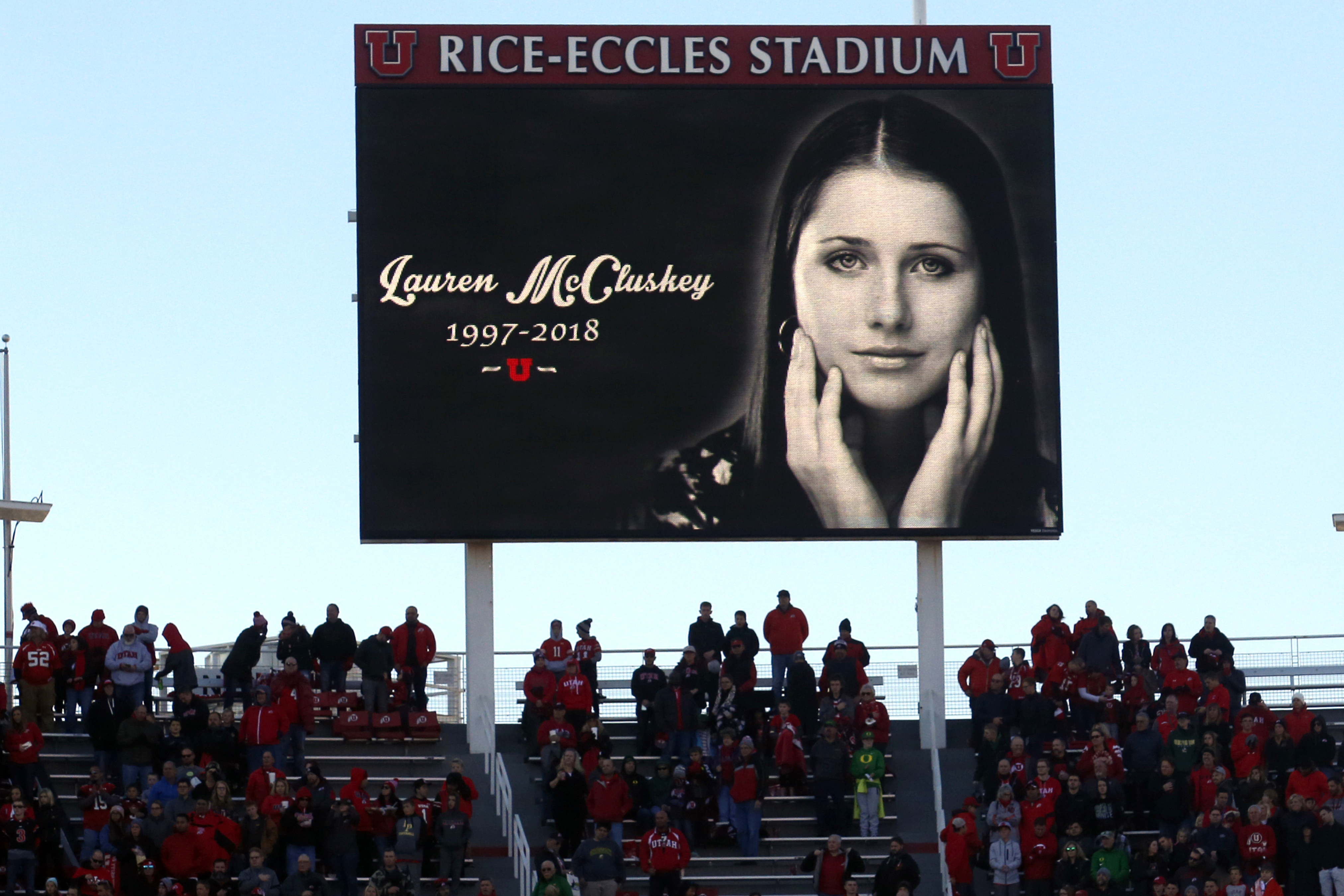 Utah cop accused of mishandling explicit images loses job