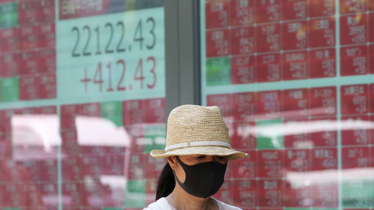 Shares mostly lower in Asia after retreat on Wall Street