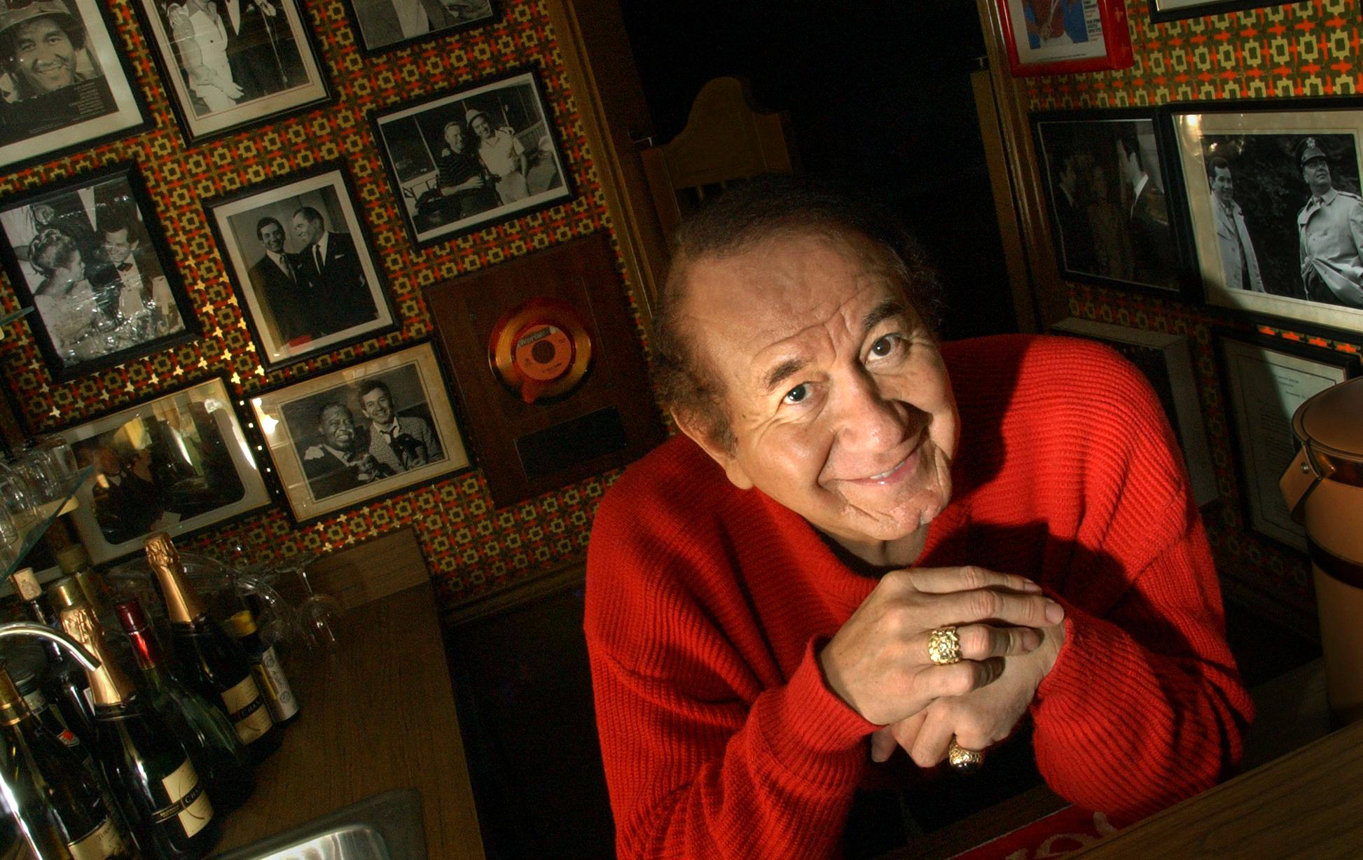 Trini Lopez, 1960s-era singer mentored by Sinatra, dies