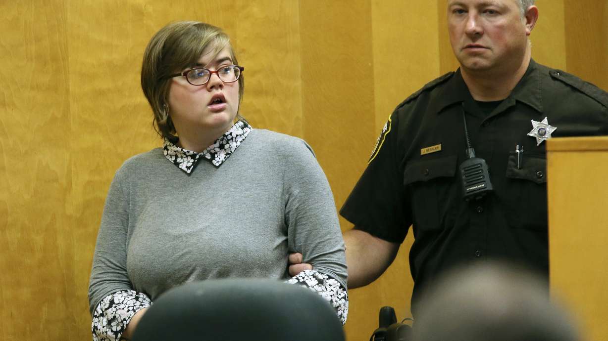 1 of 2 girls convicted in Slender Man stabbing loses appeal
