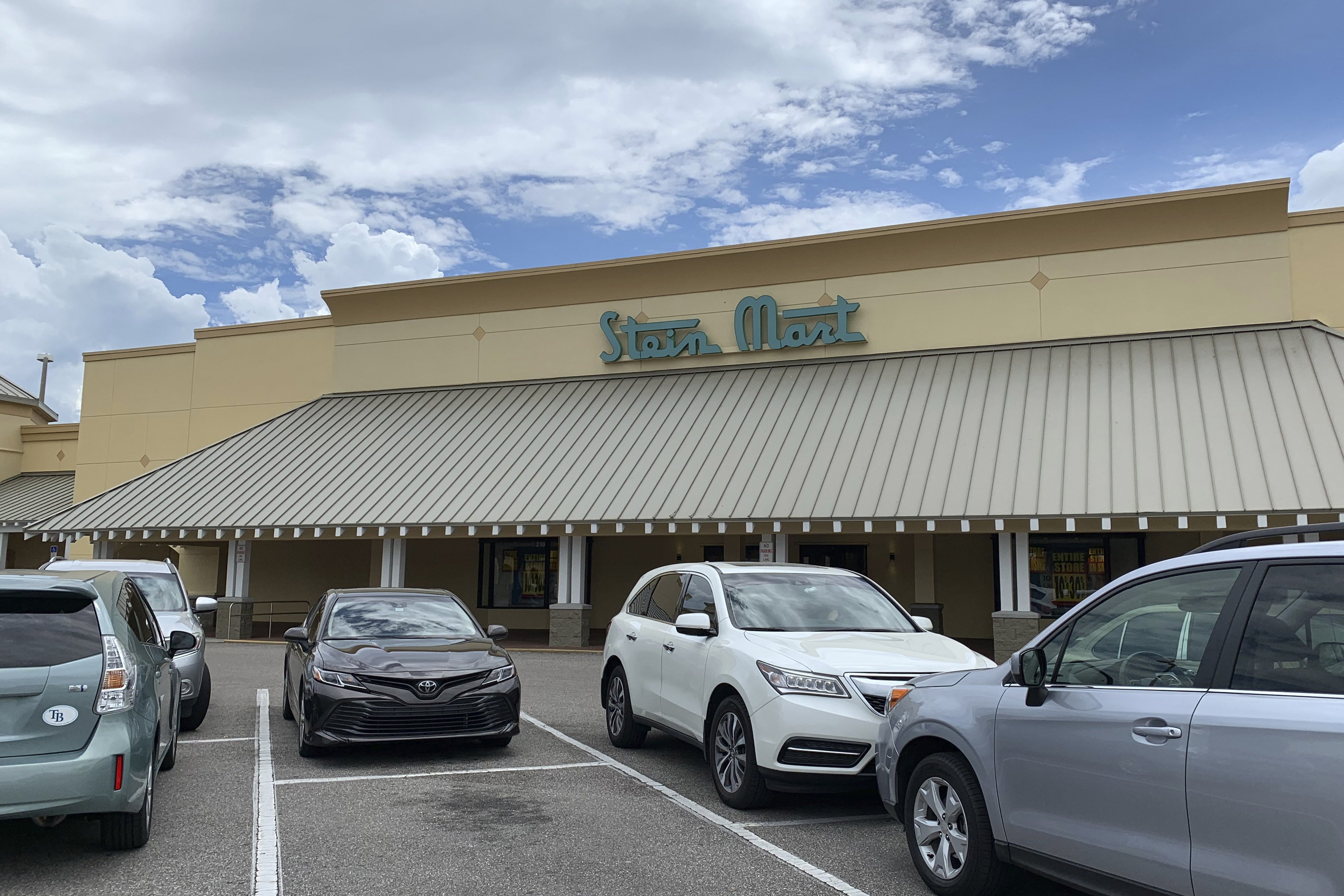 Stein Mart files for bankruptcy; to close nearly 300 stores