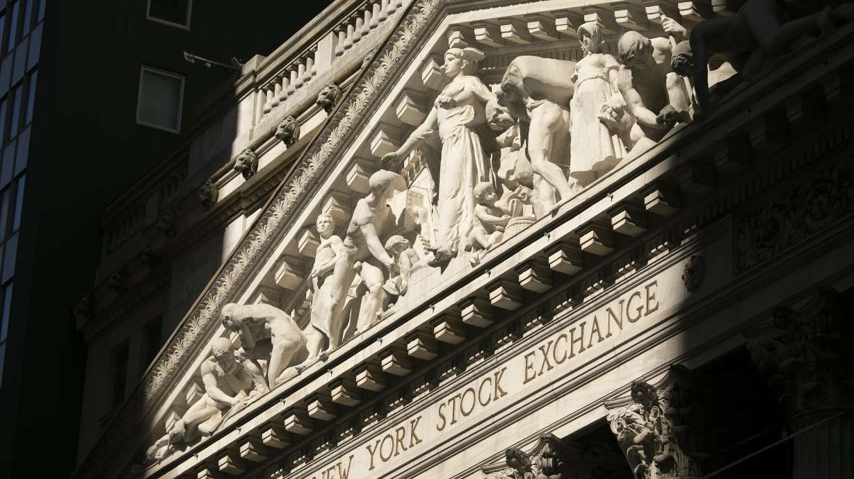 Asian shares mixed on weak China data, worries over pandemic