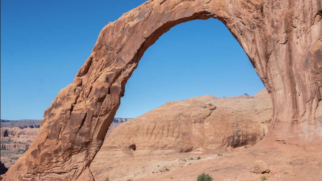 3 (mostly) family-friendly arch hikes around Moab