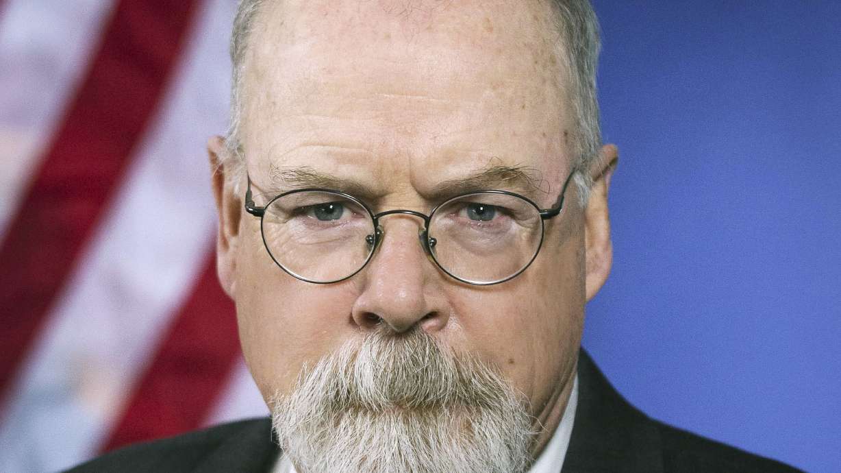 Ex-FBI lawyer admits to false statement during Russia probe