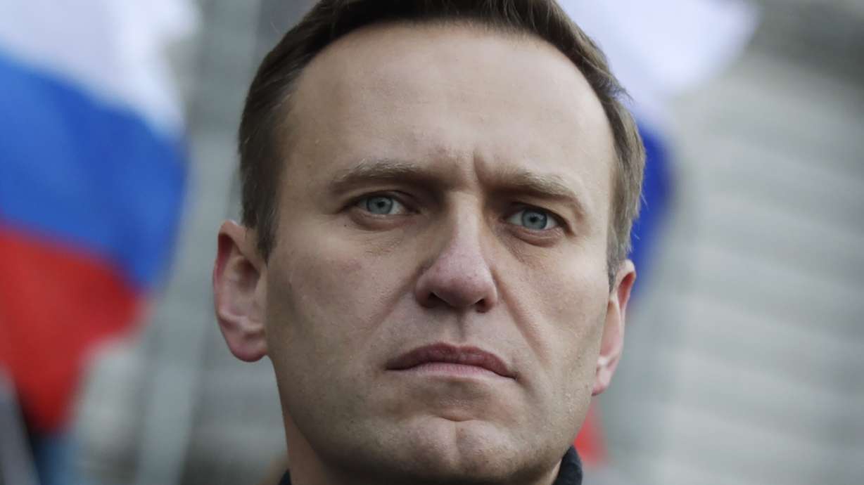 Russian opposition leader Navalny 'risks his life every day'