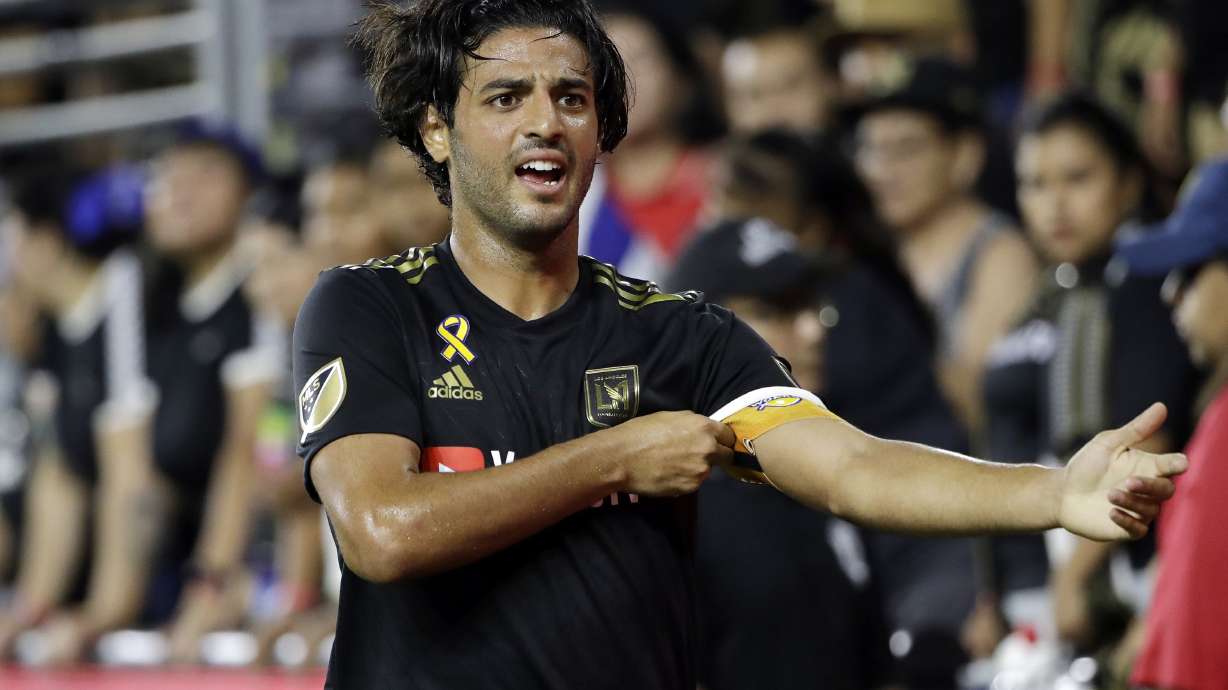 LAFC's Carlos Vela has knee injury, likely out a few weeks, including vs. RSL