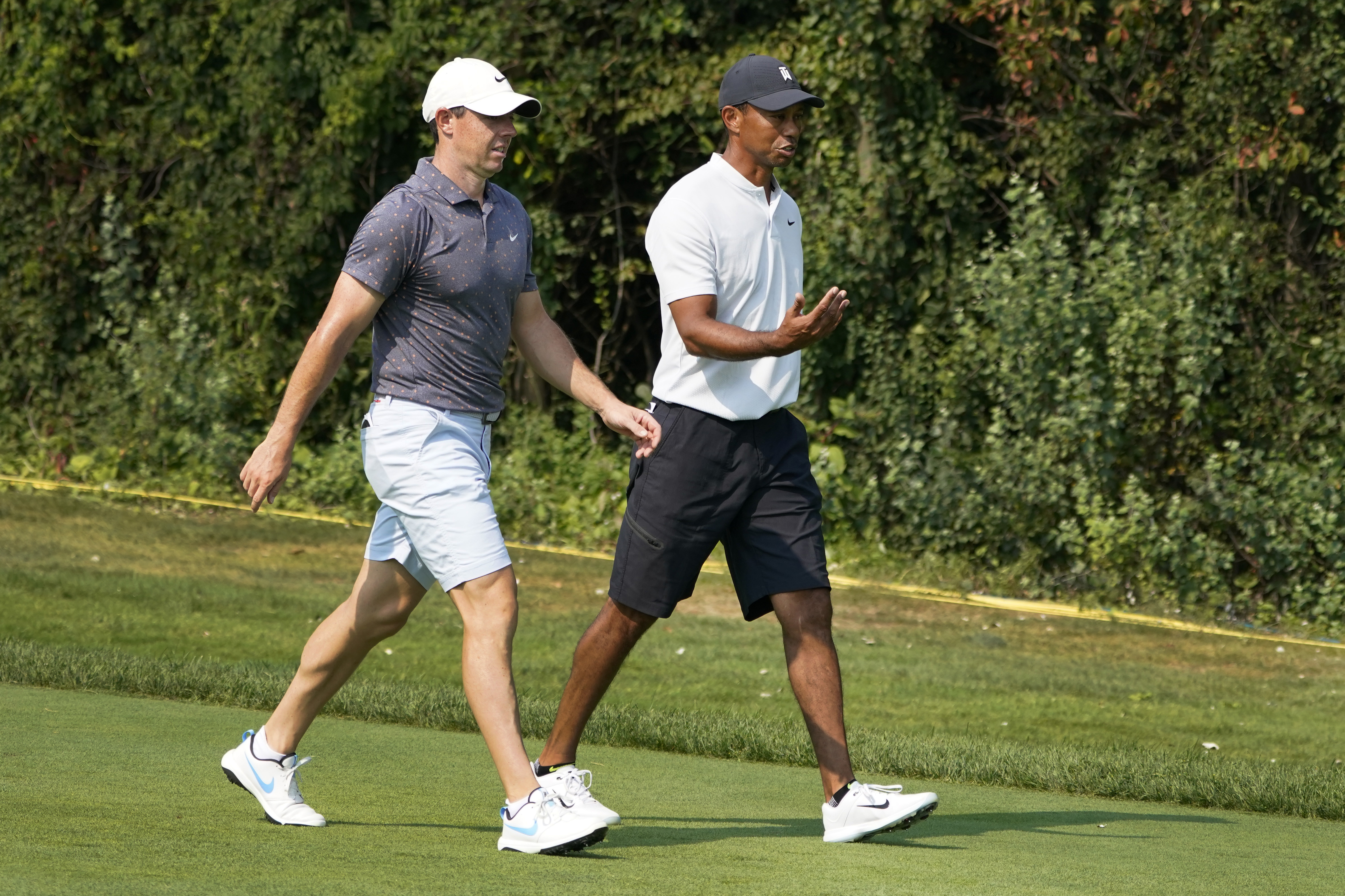 Woods faces a new, stern test to get to FedEx Cup finale