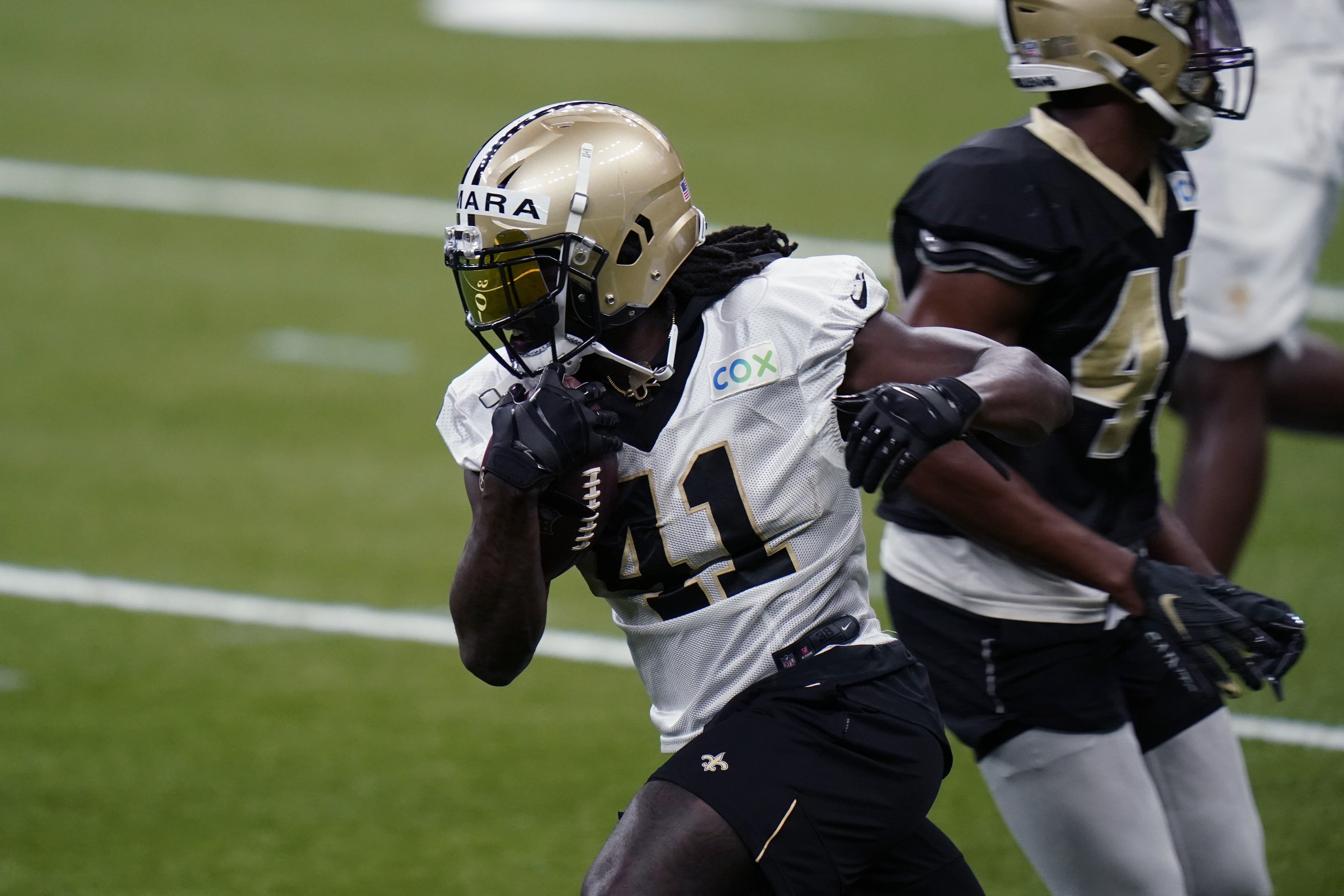 Saints, running back Alvin Kamara agree on 5-year extension