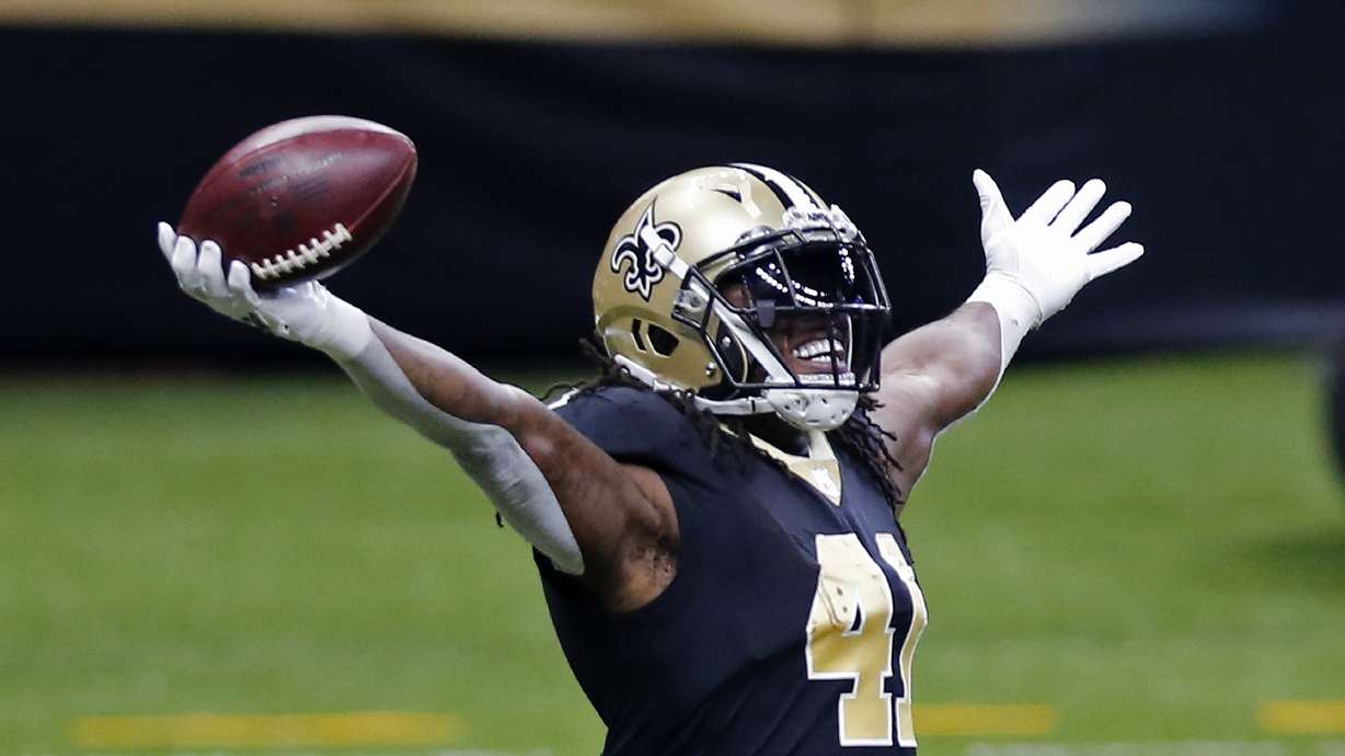 Brady's Bucs debut a flop with 2 INTs; Saints win 34-23