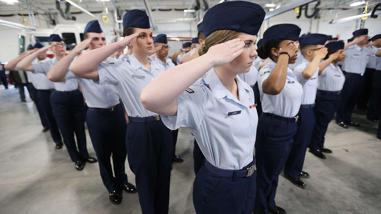 20180413
Airmen salute as Col. Jon Eberlan becomes commander of the 75th Air Base Wing at Hill Air Force Base during a change-of-command ceremony on Friday, April 13, 2018.