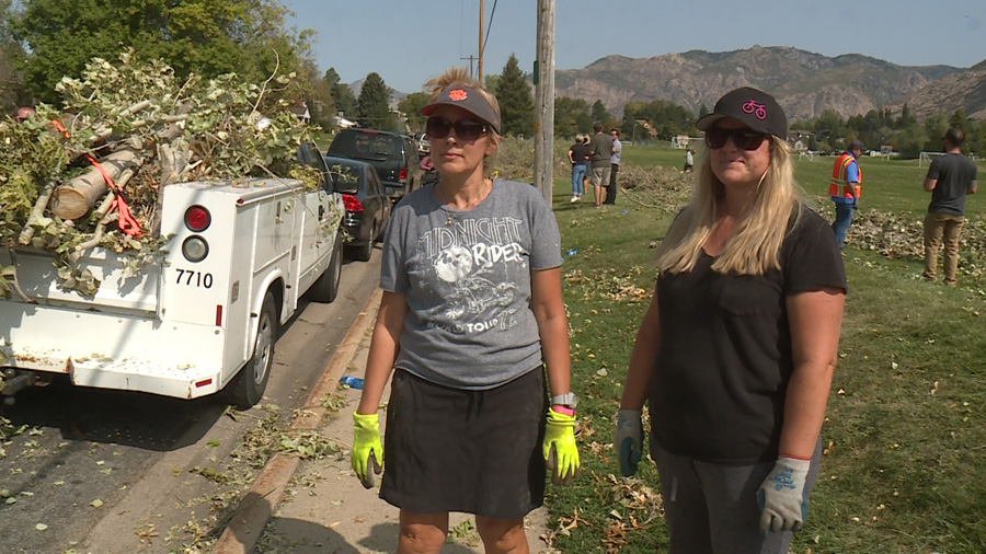 Cathy Fennel and her friend Erin Howard teamed up to help with clean-up.