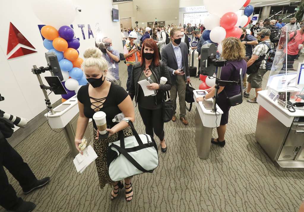 Payton Schmanski and her mother, Lori, depart for Atlanta from the new Salt Lake City International Airport in Salt Lake City on Tuesday, Sept. 15, 2020.