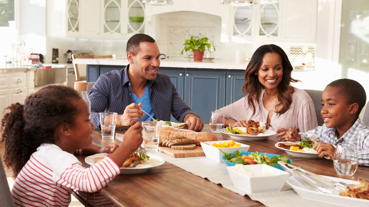 3 benefits of having family meals — and some recipe ideas to help get you started