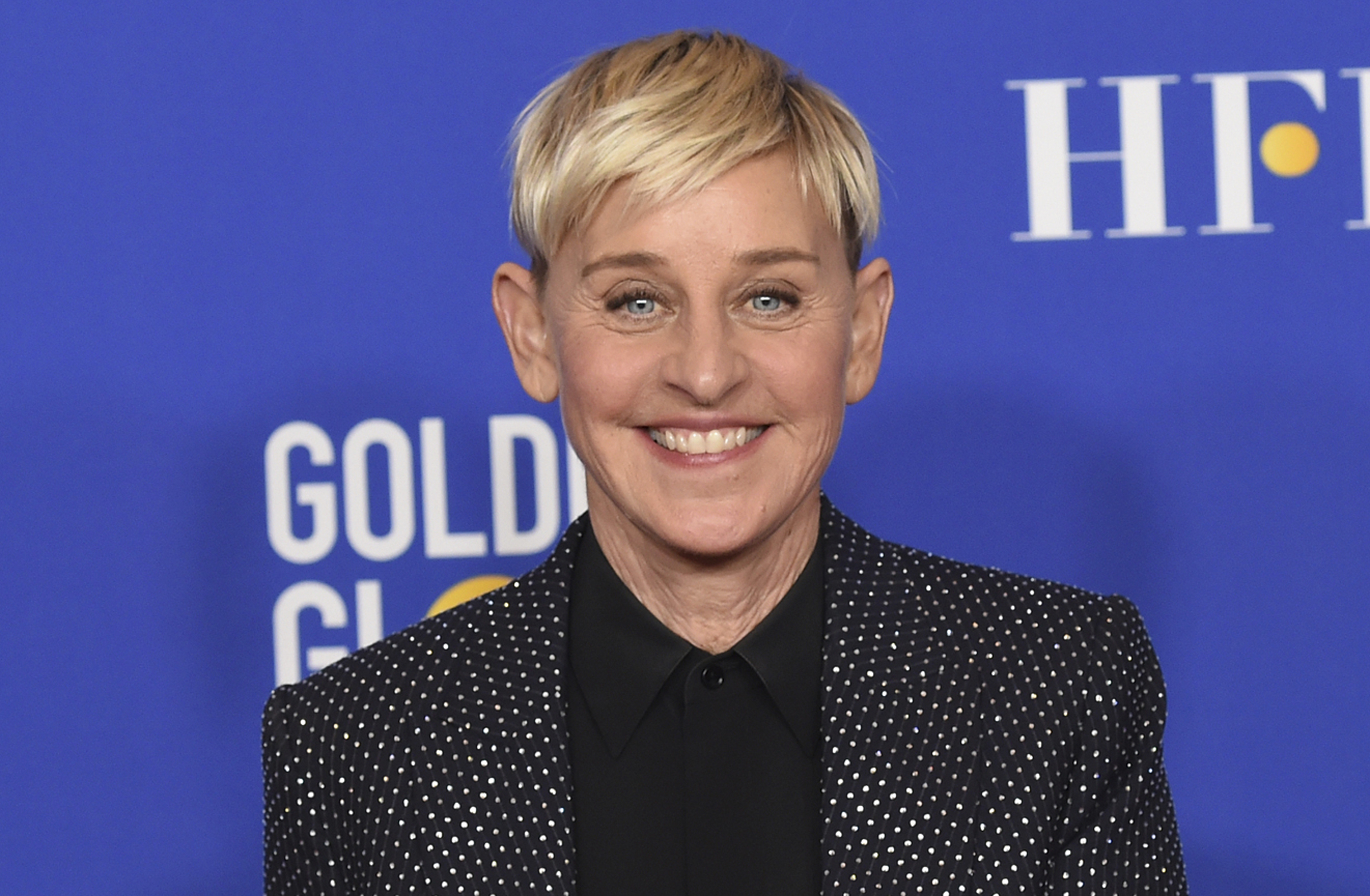 Ellen DeGeneres makes on-air apology, vows a 'new chapter'