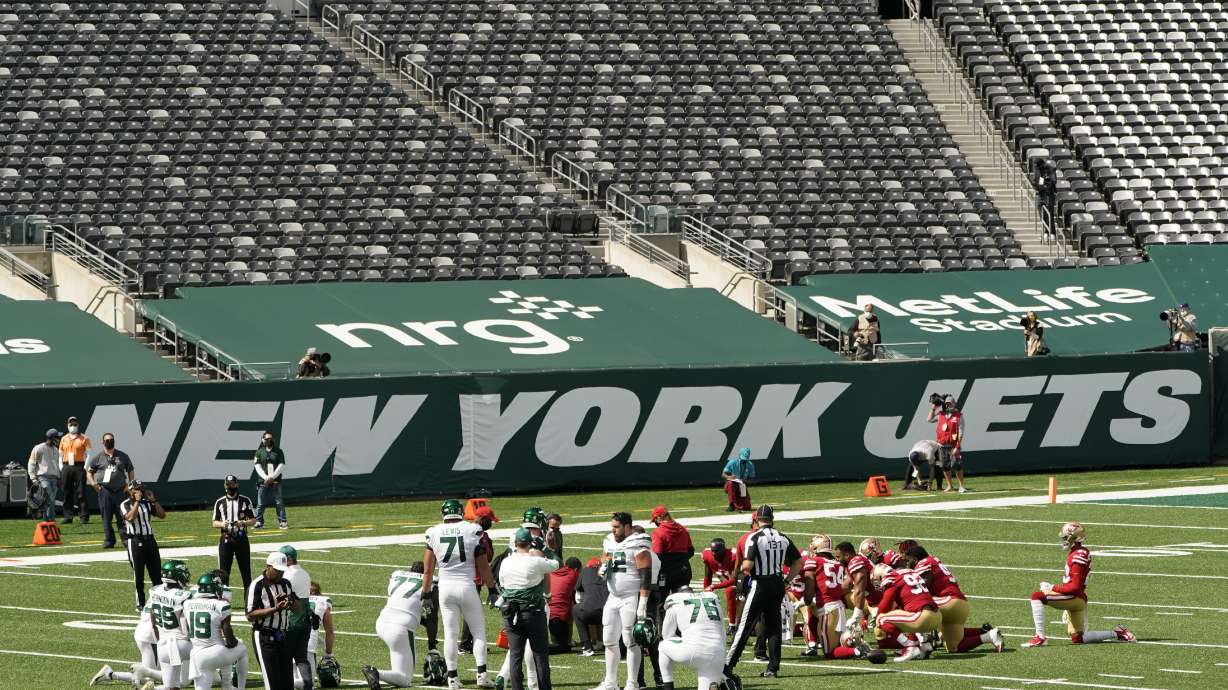 49ers complain about playing surface at MetLife Stadium