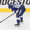 Lightning beat Stars 3-2 in Game 2, get even in Stanley Cup