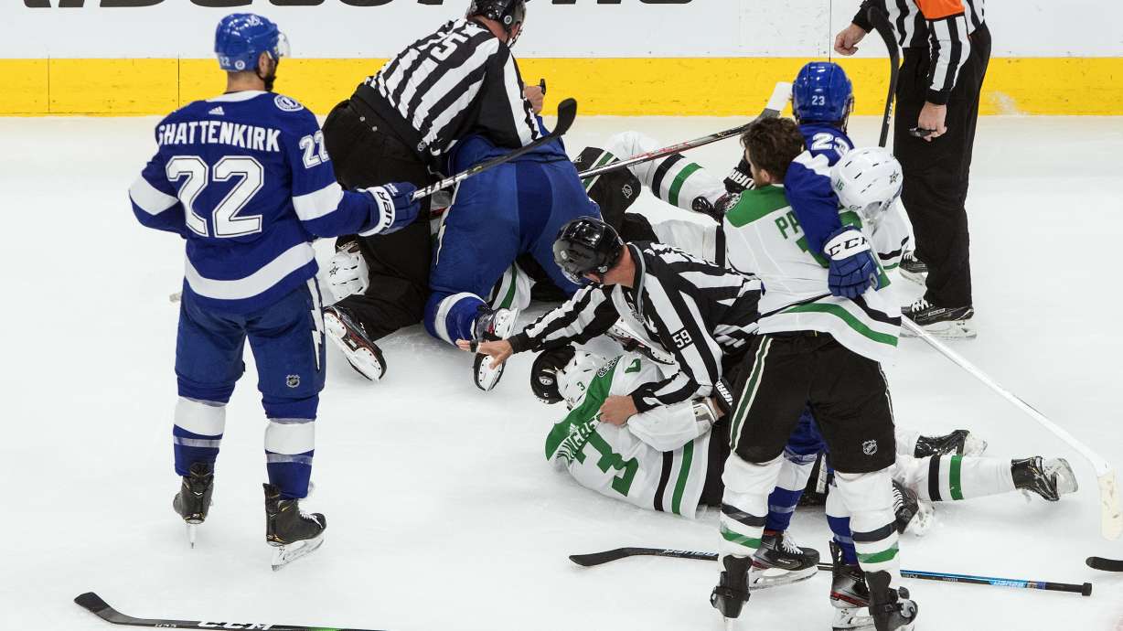 Bubble crankiness ratchets up the nasty for Stars-Lightning