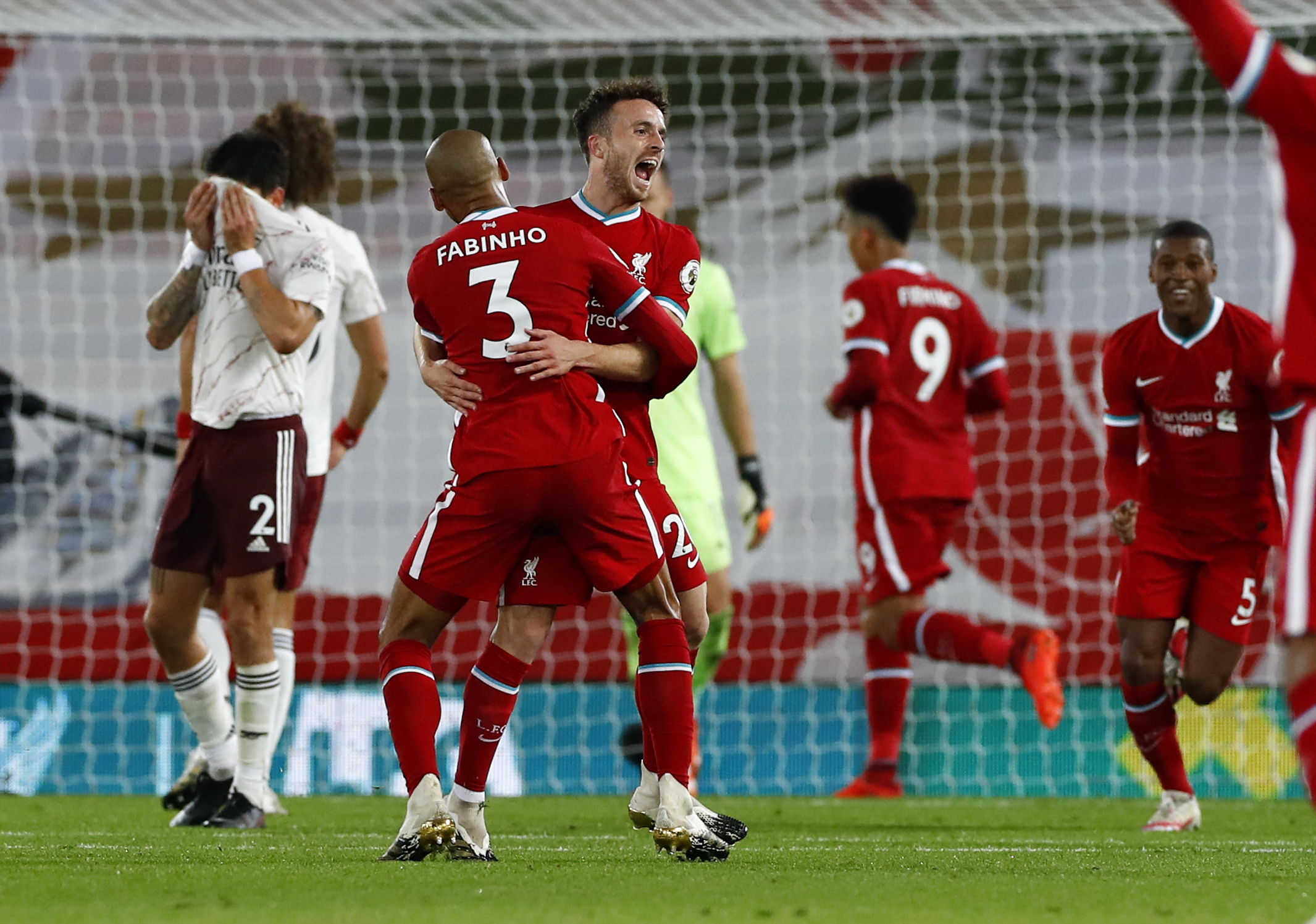 With 3rd straight win, Liverpool making ominous start to EPL