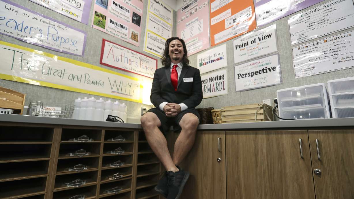 Salt Lake 6th grade teacher is Utah’s 2021 Teacher of the Year