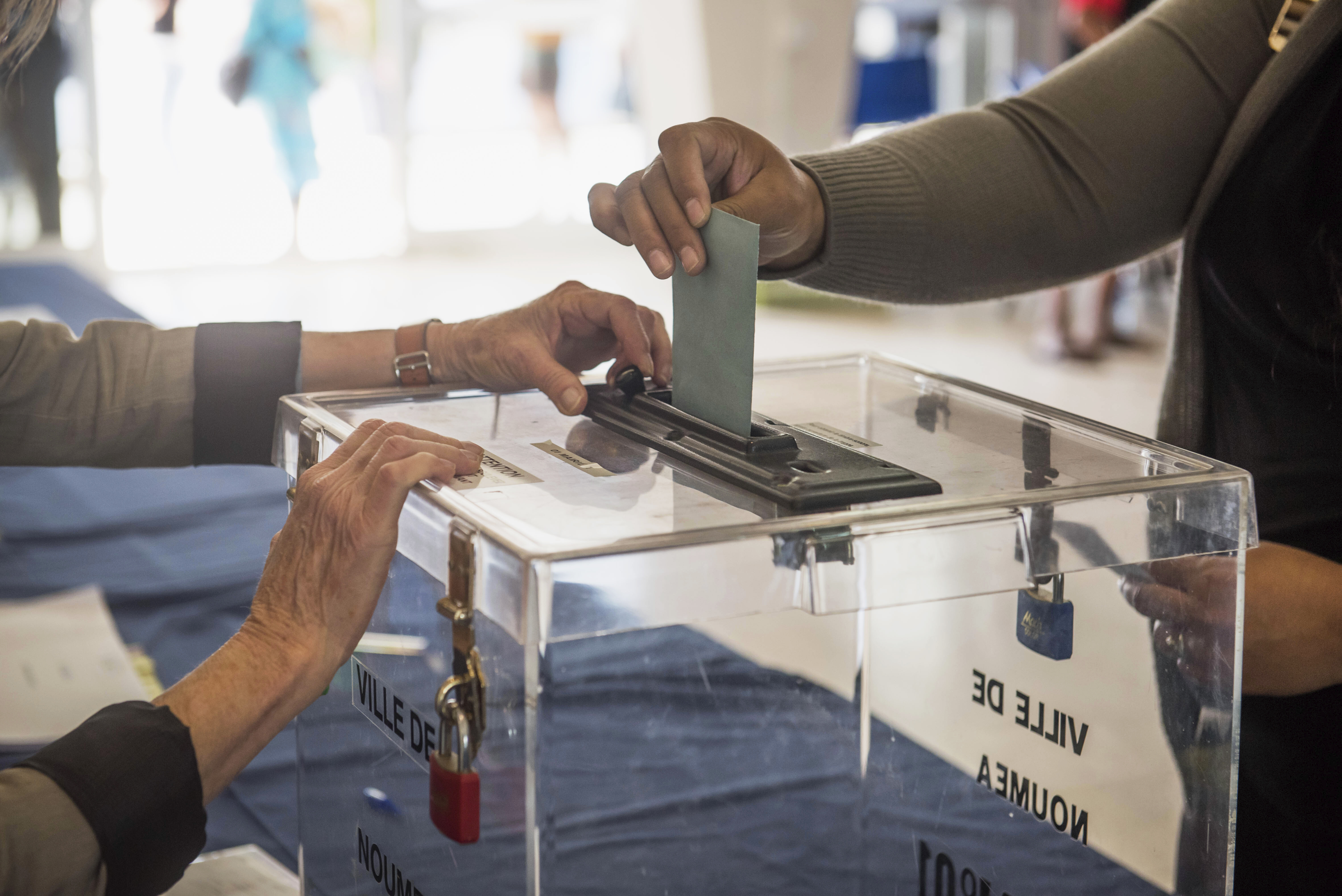 New Caledonia voters choose to stay part of France