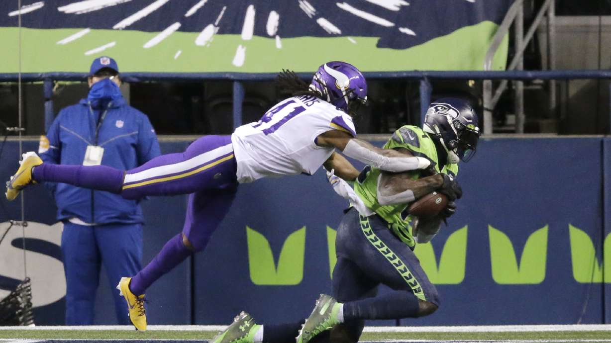Late Wilson magic gives Seahawks 27-26 win over Vikings