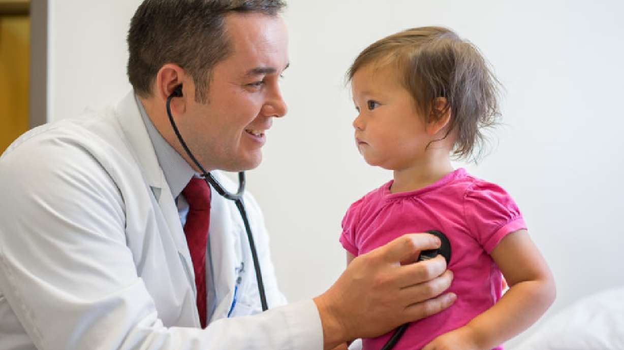 Utah doctor offers health care alternative that doesn't rely on insurance or government