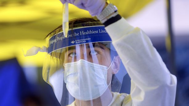 Więcej więźniów ma pozytywny wynik testu na obecność COVID-19 podczas trwającej epidemii w więzieniu hrabstwa Davis Więcej więźniów ma pozytywny wynik testu na obecność COVID-19 podczas trwającej epidemii w więzieniu hrabstwa Davis