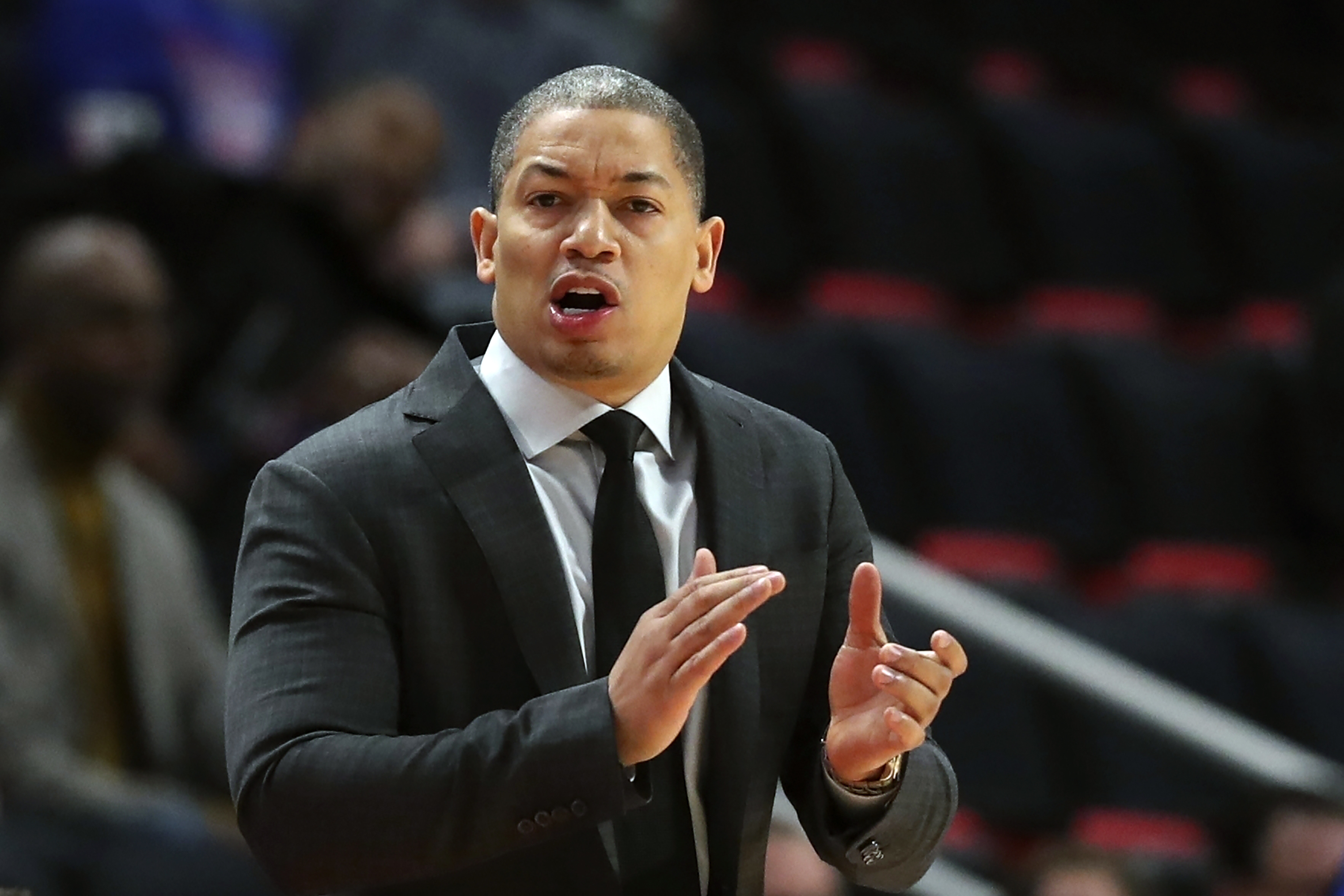 Clippers confirm hiring of Tyronn Lue as coach 